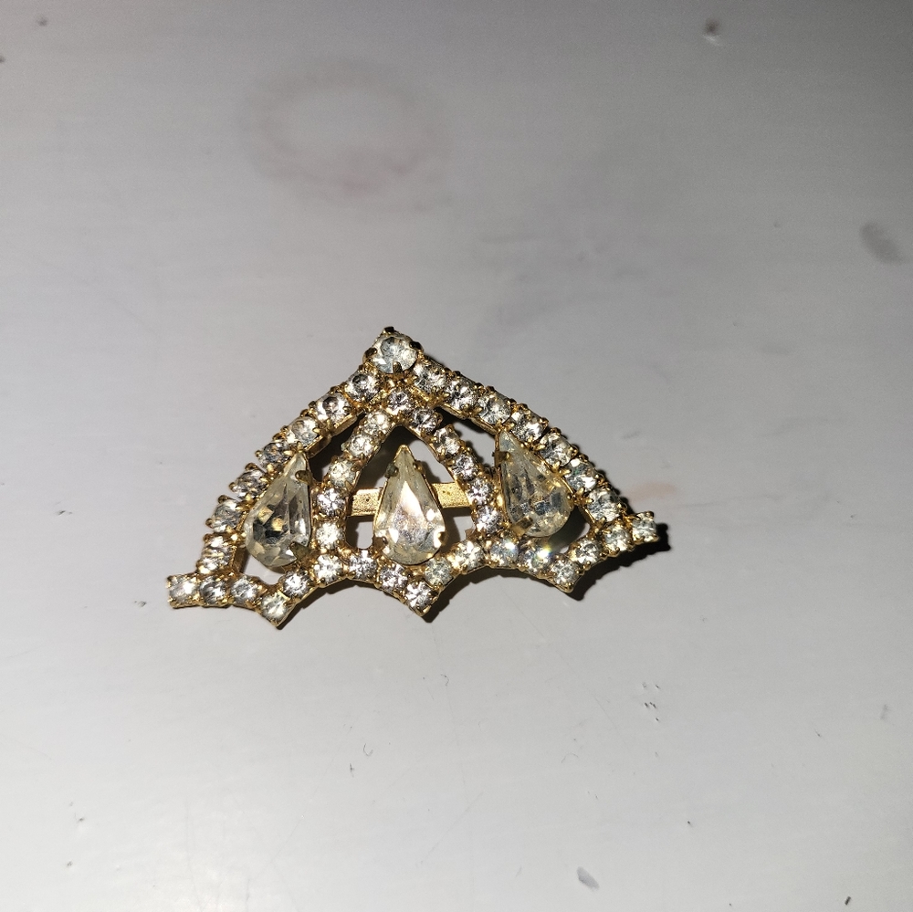Umbrella top pin